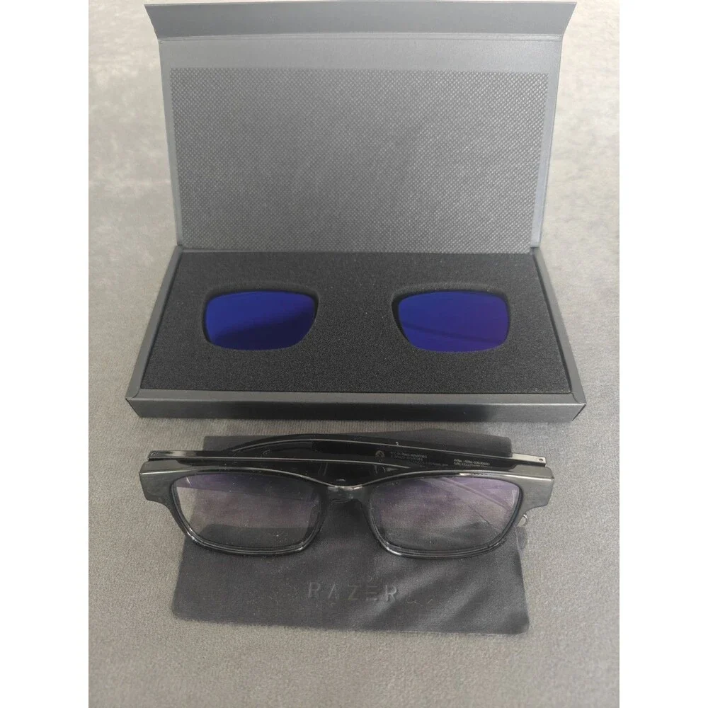 Razer Anzu Smart Glasses Bluetooth Audio Eyewear S/M w Box Tested